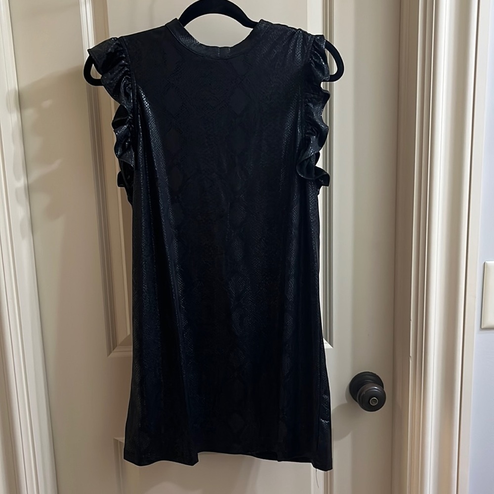 Black snakeskin dress in black
